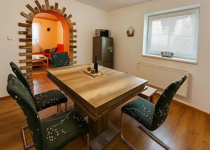 Tatil Evi V Oblacich